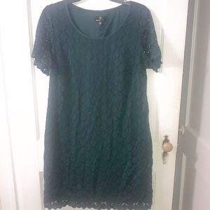 NWOT Green lace overlay dress